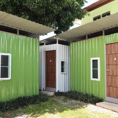 Room79 Phuket Екстериор снимка
