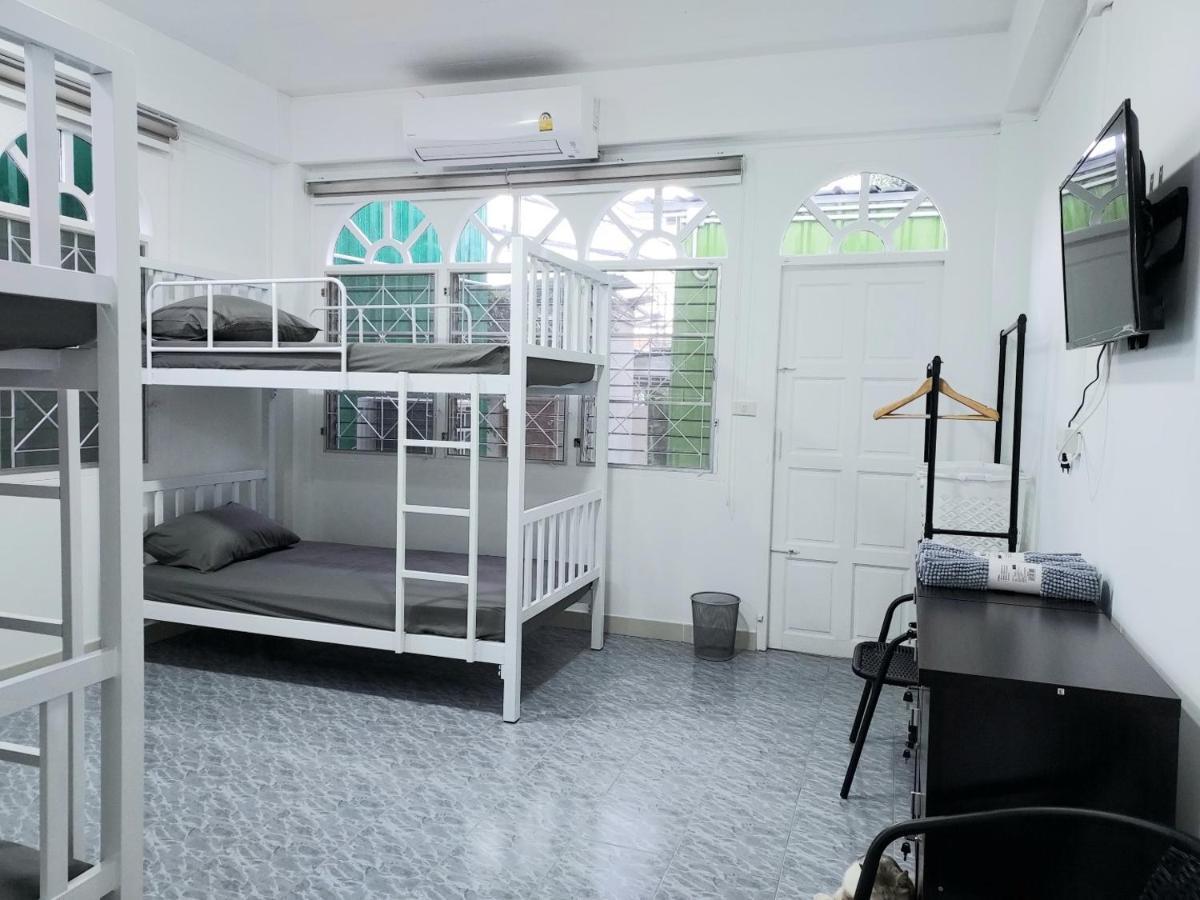 Room79 Phuket Екстериор снимка