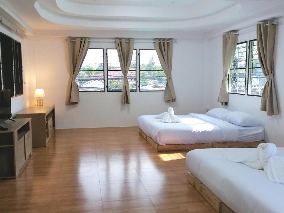 Room79 Phuket Екстериор снимка