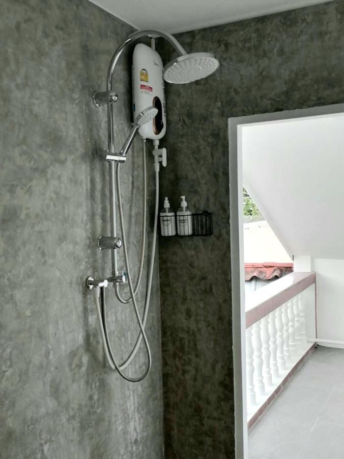 Room79 Phuket Екстериор снимка